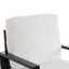 Fauteuil contemporain blanc avec dossier large et ajustable, chaise moderne et base en bois d'hévéa