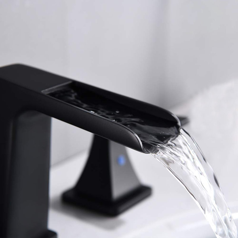 Robinet de salle de bain espacé à deux poignées avec ensemble de bonde