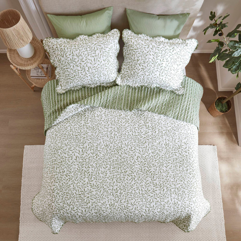 3- Piece King Print Quilt Set