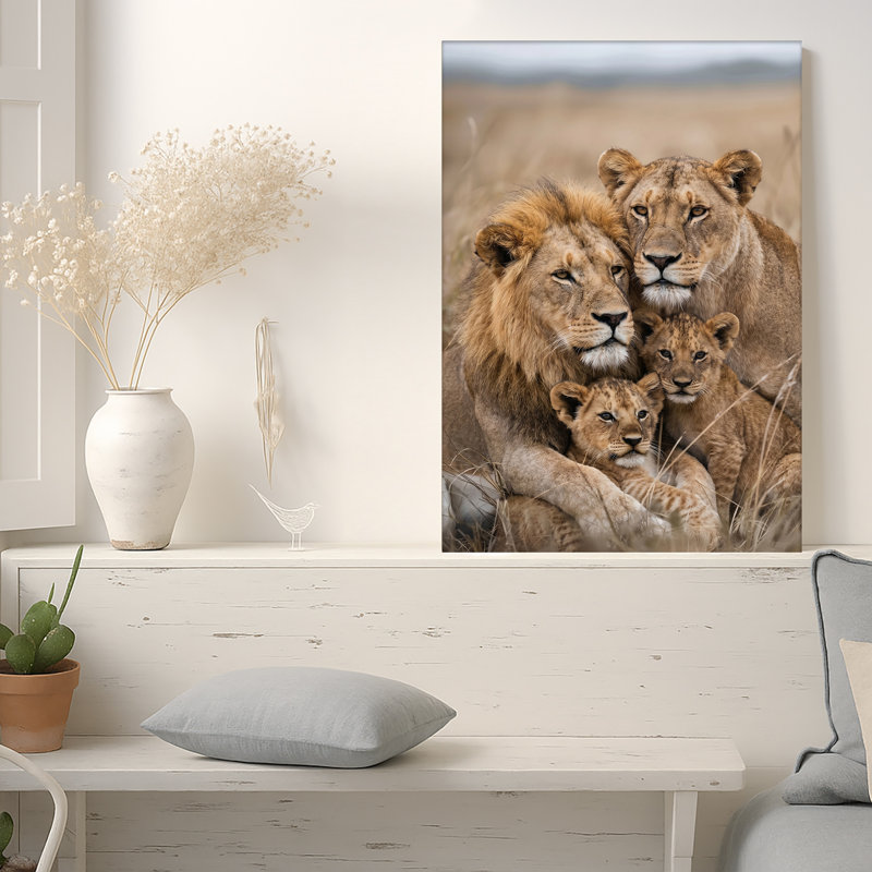 Art mural sur toile Golden Lion Family, 30"H x 20"W