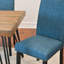5 tables de salle à manger en épingle à cheveux, 4 chaises, finition pin foncé, mobilier de salle à manger et pin, base en métal