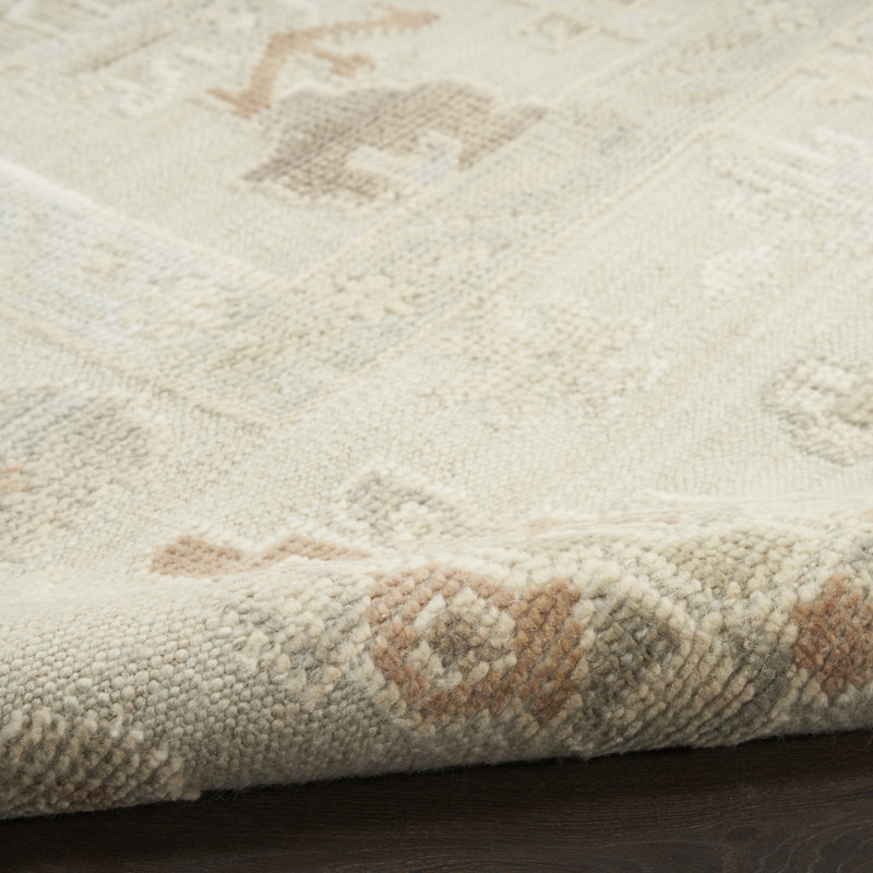 Nourison Tiffinie 2' x 3' Cream Vintage Indoor Rug, Rectangle 2' x 3'