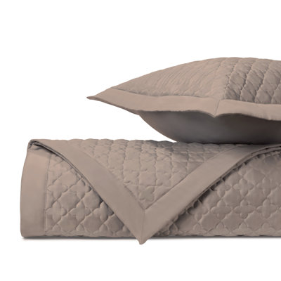 Clover Egyptian Certified Cotton Quilt