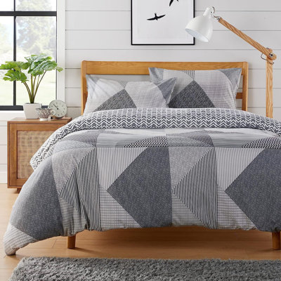 NewEdgeBlinds Duvet Cover Set with Pillowcases