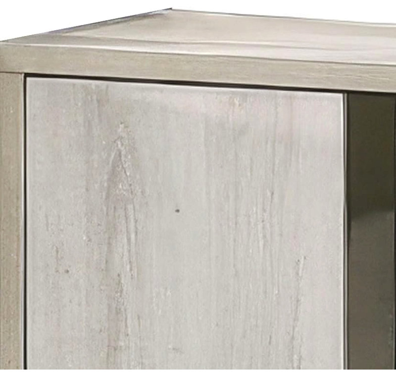 Table de chevet en mélamine de style contemporain avec poignées chromées et tiroirs en queue d'aronde de style contemporain
