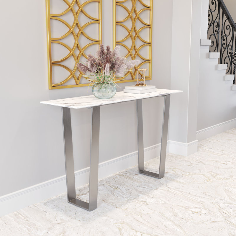 Console blanc et argent