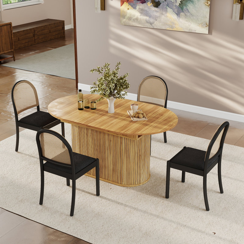 Ensemble de table de salle à manger extensible Mid-Century, 5 Pieces: Table, 4 Chairs, Wood, Black