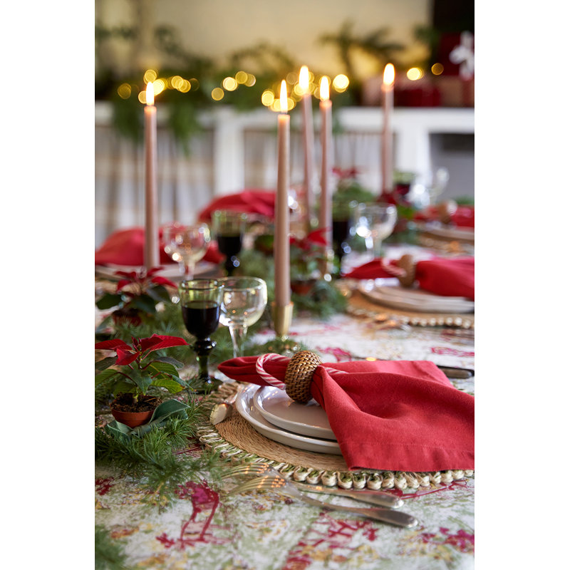 Renne Handmade Floral Tablecloth, 142" x 71", Green/Red
