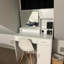 Bureau de coiffeuse avec miroir et bande lumineuse à DEL, coiffeuse avec grand tiroir, commode de rangement à 3 niveaux et 3 modes d'éclairage à luminosité réglable, convient à la chambre à coucher (blanc)