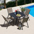 Ensemble de salle à manger 5 pièces avec 4 chaises empilables en textilène et table carrée pour la pelouse, la piscine, le jardin et la cour