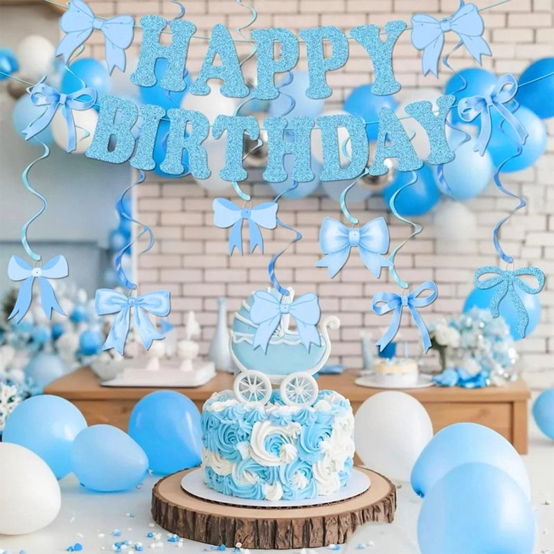 Bannière bleue et paillettes suspendues «Happy Birthday»