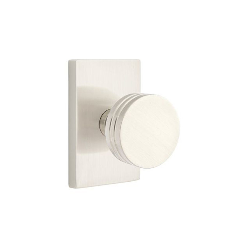 Ensemble de faux boutons Emtek avec rosette rectangulaire moderne et bouton Bern, Nickel satiné