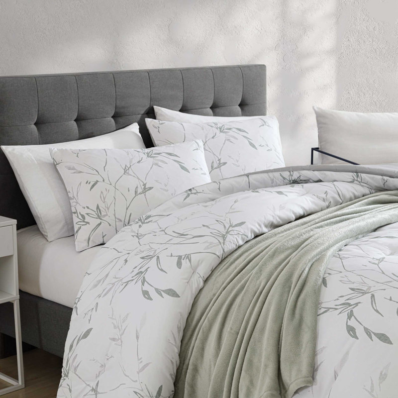 King Green Microfiber Reversible Bedspread Set