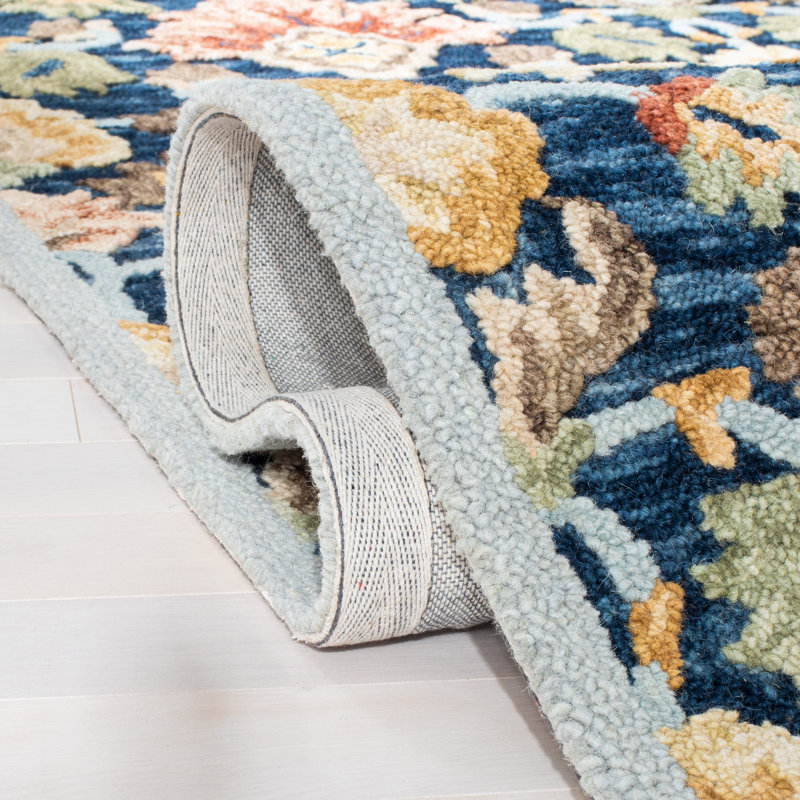 Cyriacos Hand Tufted Wool And Cotton With Latex Floral Rug, Rectangle 5' x 8'