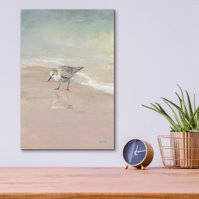 «Shorebirds On The Sand 3» par Danhui Nai, art mural en verre acrylique, H 16 po x l 12 po x P 0,13 po