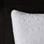 Couvre-lit blanc réversible surdimensionné avec surpiqûre classique et rembourrage en coton prélavé avec taies décoratives pour une nuit de détente 2 inclus