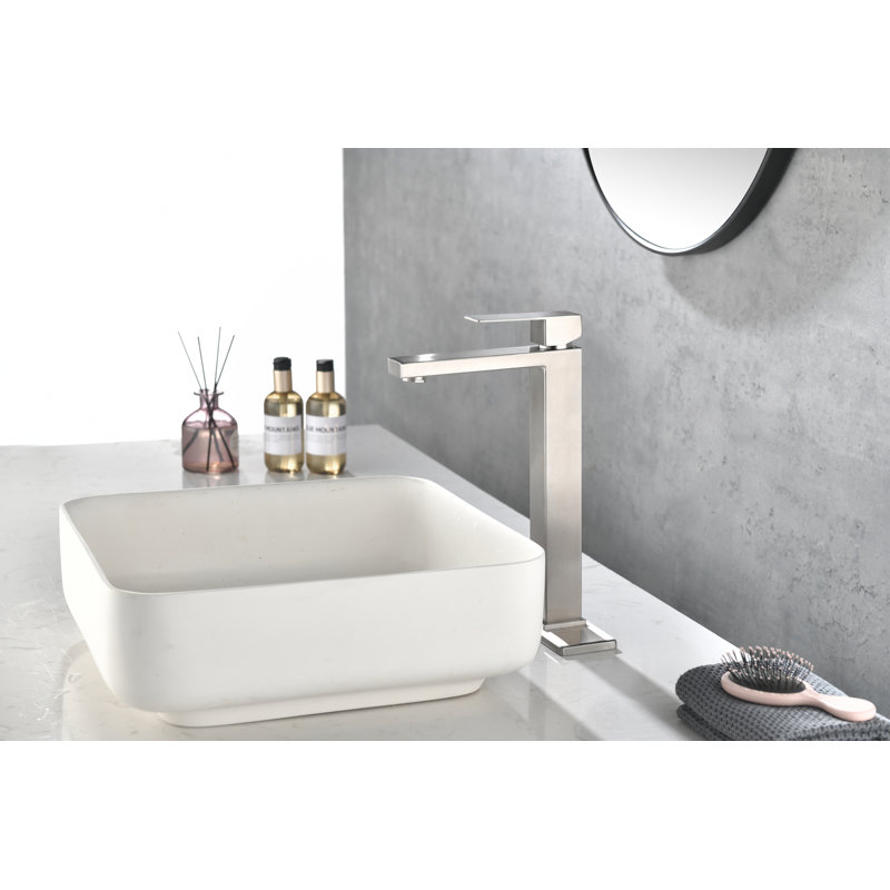 Robinet de lavabo de salle de bain à poignée simple, robinet de meuble-lavabo de salle de bain avec tuyau d'alimentation en eau