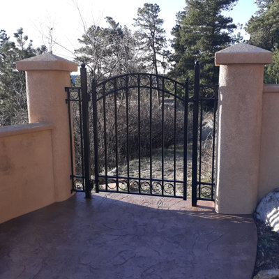 Dublin 60.8 Ft. H x 53.6 Ft. W Gate