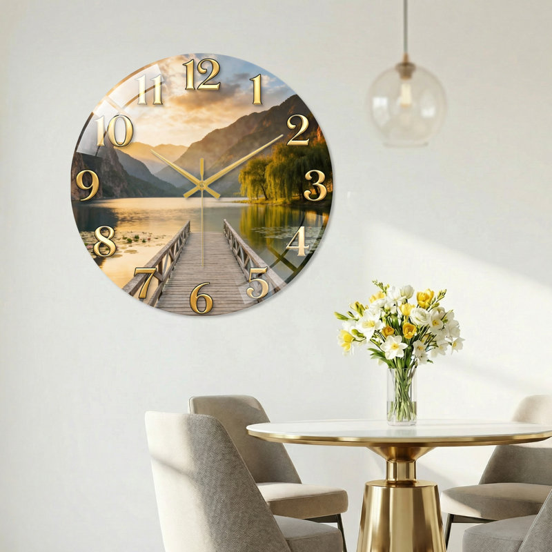 «Mountain Lake», horloge murale en verre, 40 x 40 cm (15,7 x 15,7 pouces)