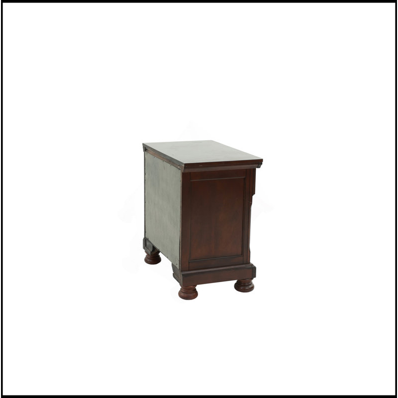 Table de chevet en cerisier antique