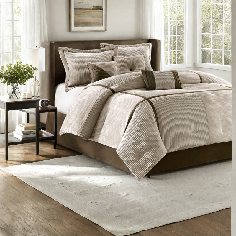 Cozy 7 Piece Bedding Sets, Polyester Queen Modern Home Comfort