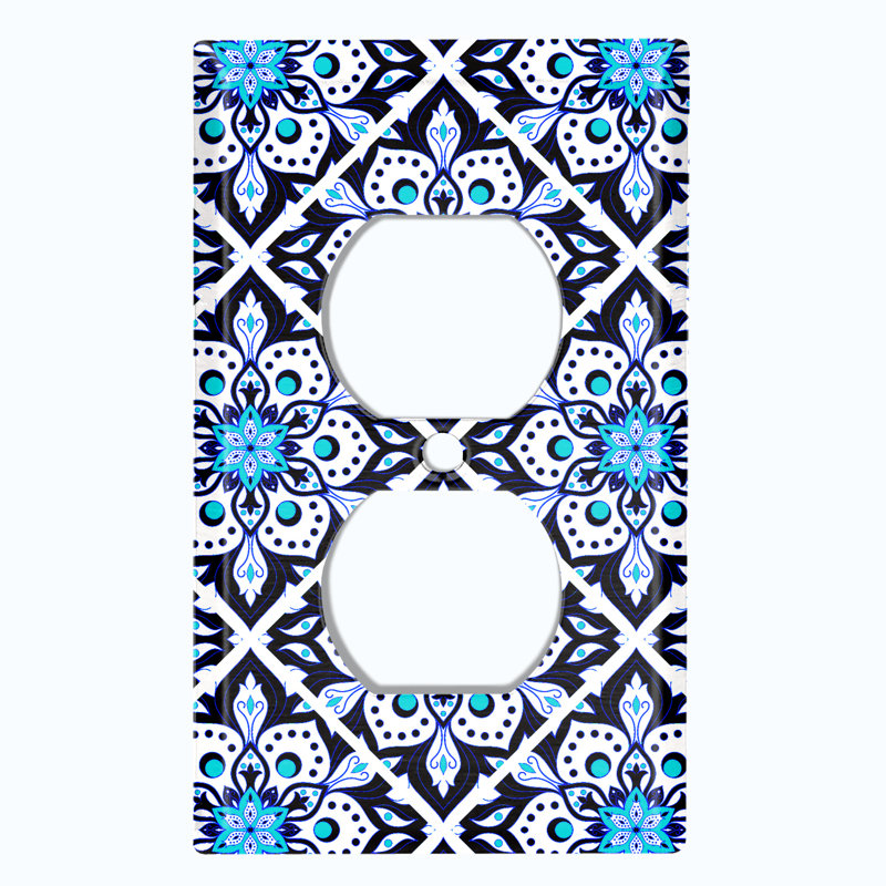 Patterned 1 - Gang Duplex Outlet Standard Wall Plate