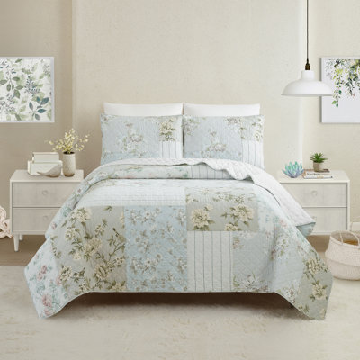 Claire Patchwork Printed Quilt Set