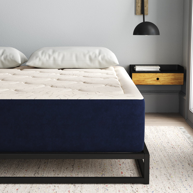 Matelas en mousse à mémoire de forme moyenne Alwyn Home Fresnel, Grand lit, 10"