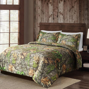 https://assets.wfcdn.com/im/34524175/resize-h310-w310%5Ecompr-r85/2350/235039118/Mossy+Oak+Obsession-NWTF+Down+Alternative+Comforter+Camouflage+%2526+Hunting+Forest+Theme+Bedding+Set.jpg