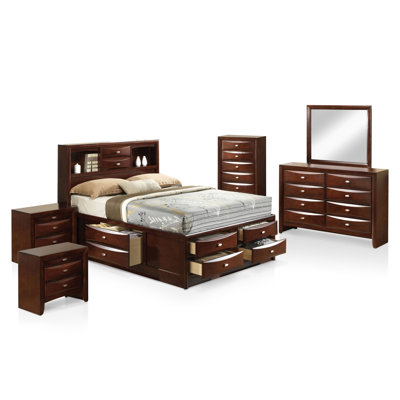 Lakiesha 6-Piece Bedroom Set