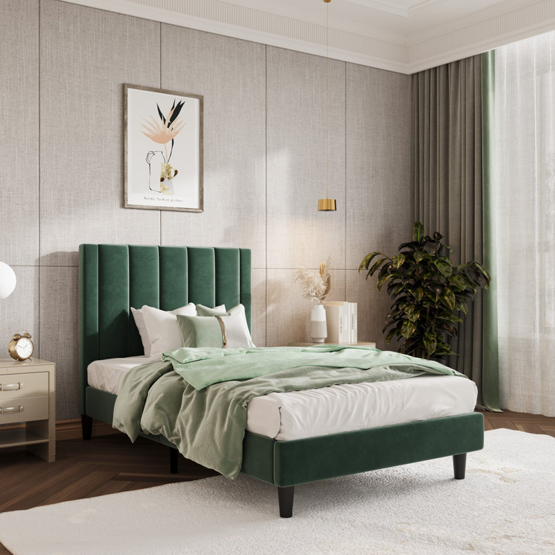 Lit plateforme tapissier avec velours et tête de lit rayée Stauton, Lit simple, Vert