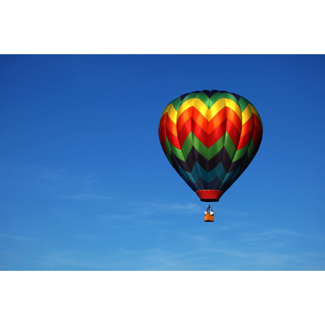 Heißluftballon von Huronphoto - Kunstdrucke auf Leinwand