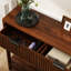 Console 39,3 po de style Mid-Century moderne avec tiroirs cannelés, noyer