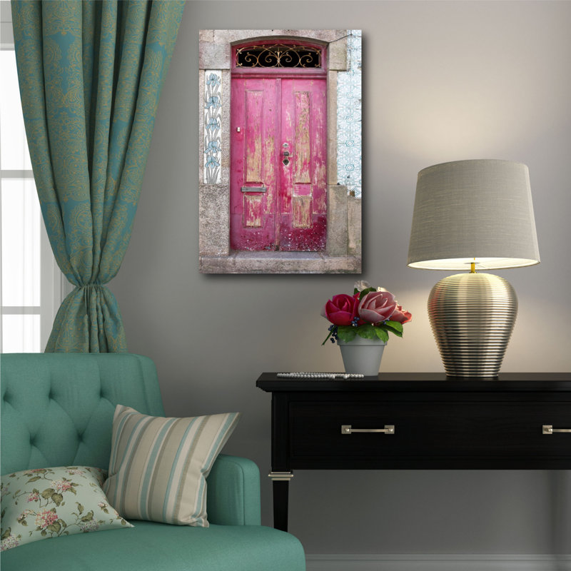 « portuguese door », reproduction de photo sur toile tendue, H 26 po x l 18 po x P 1,5 po