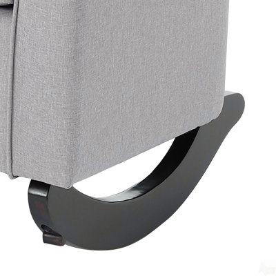 Chaise berçante gris clair avec accoudoirs