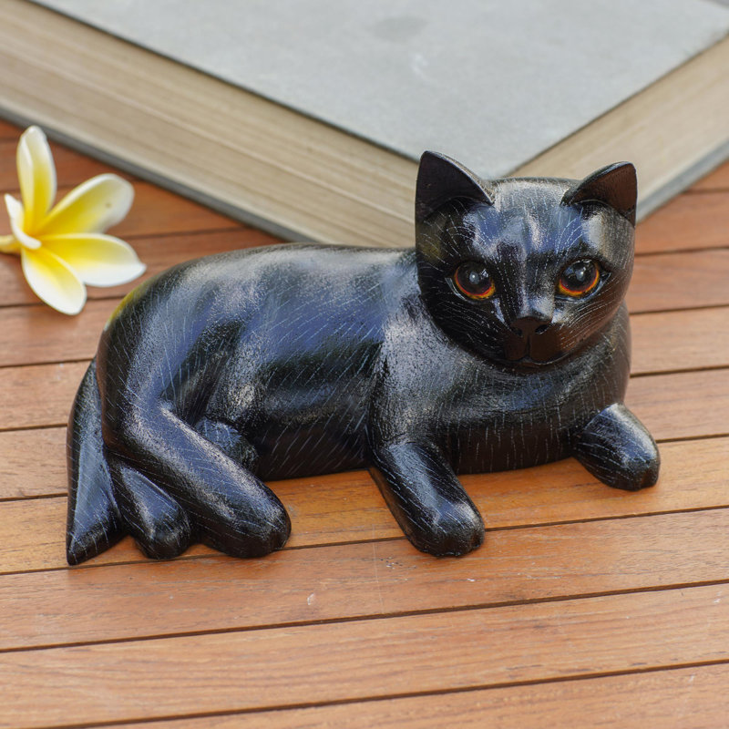 Statuette féline