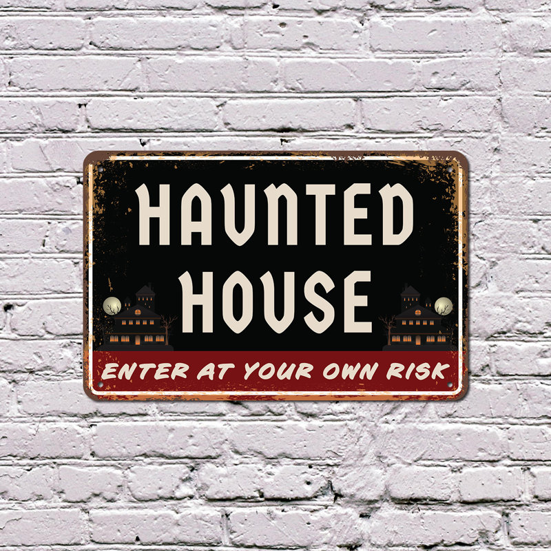 Enseigne en plastique 8 po x 12 po Haunted House Street