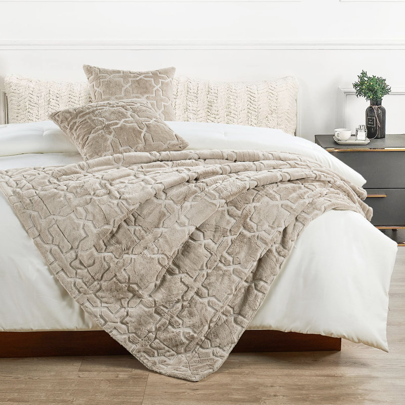 Throw Blanket, Humus