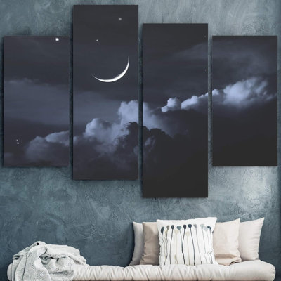 Ciel de nuit avec des nuages de lune et un sommeil paisible et paisible 4 pièces
