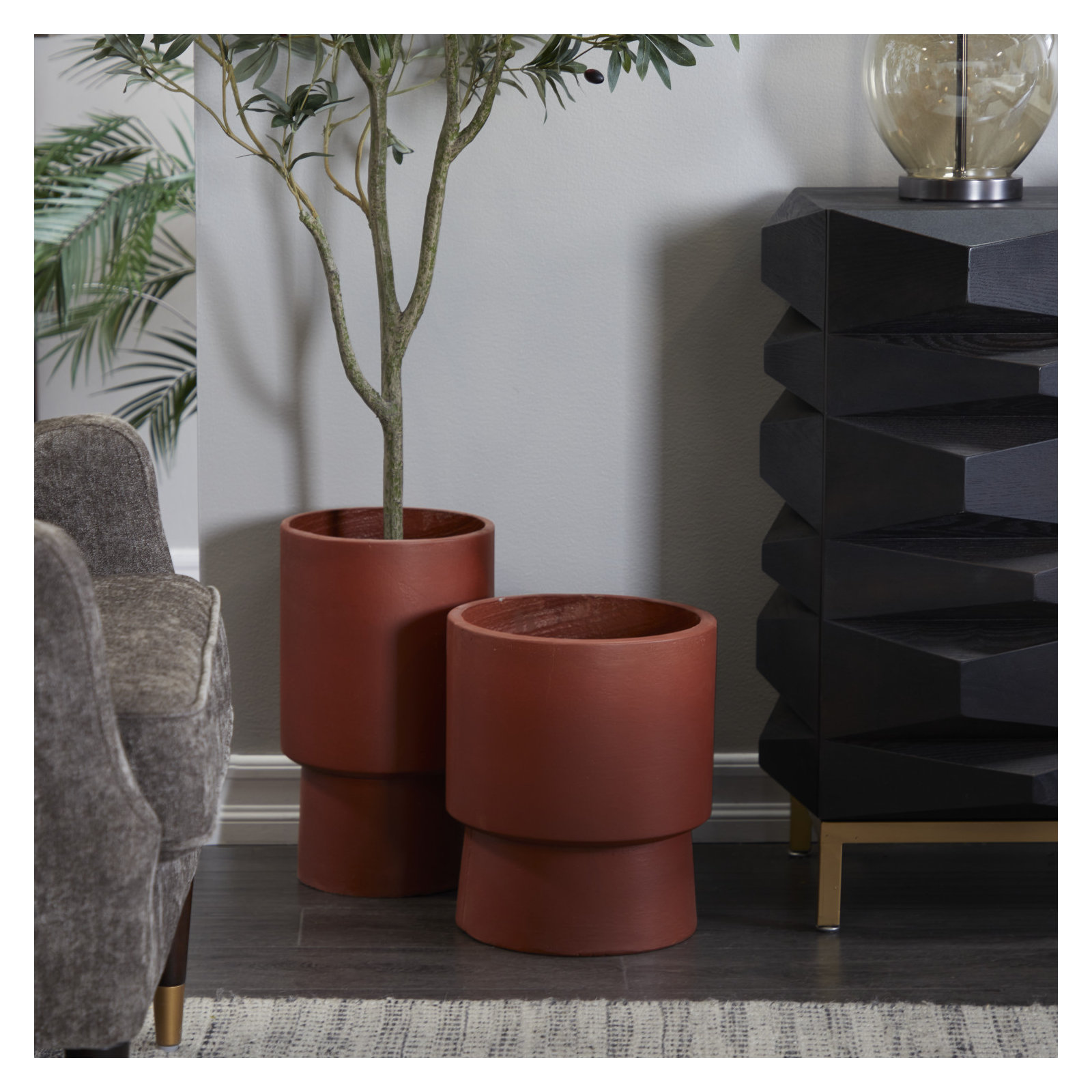 Robbins Pot Planter - Set of 2, Red, 16.55" H x 9.85" W x 10.3" D