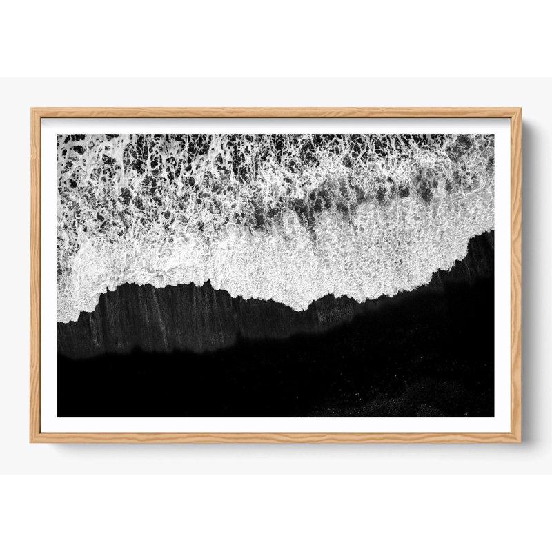 «Black Shores At Dawn», H 42 po x l 62 po, Single Picture Frame with Mat, Bois naturel
