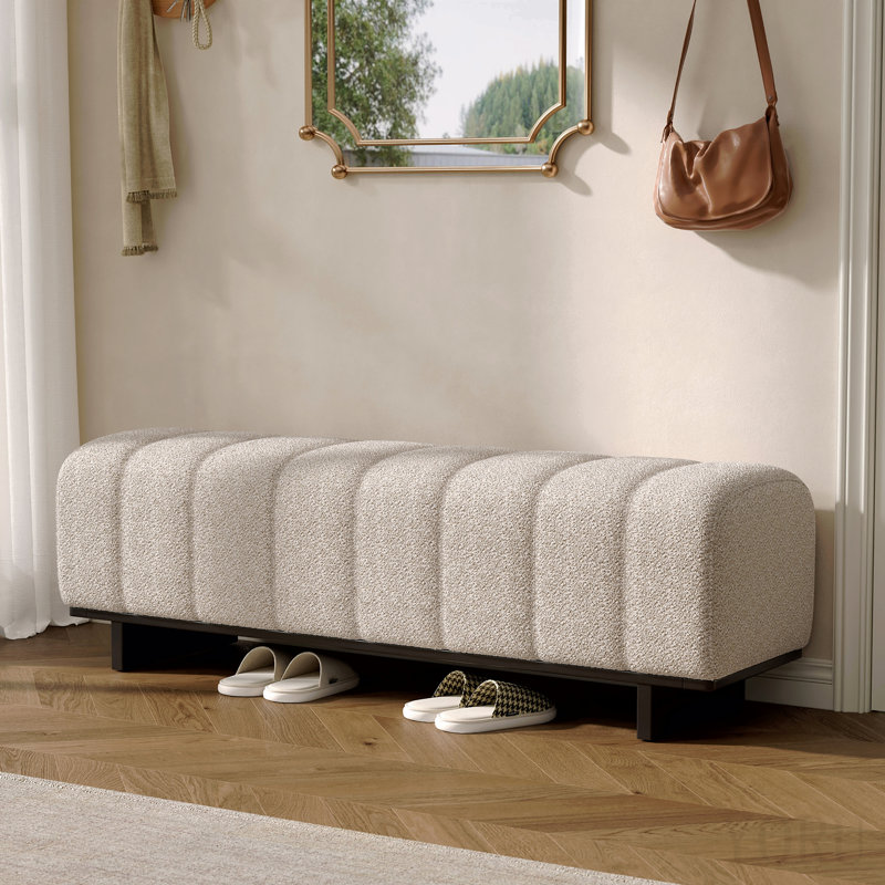 Banc de salle à manger intérieur rembourré avec des pieds robustes pour la salle à manger et le salon