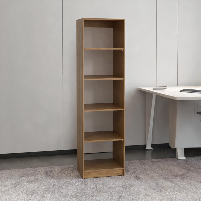 Pour les espaces de vie compacts et les bureaux à domicile, une bibliothèque mince en MDF à 5 niveaux en lin beige pour la décoration et le rangement des livres dans un style chêne naturel