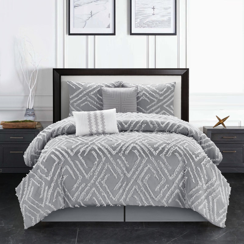 Amelie 5 Piece Geometric Comforter Set, Full Comforter + 2 Shams + 2 Throw Pillows, Gray/White