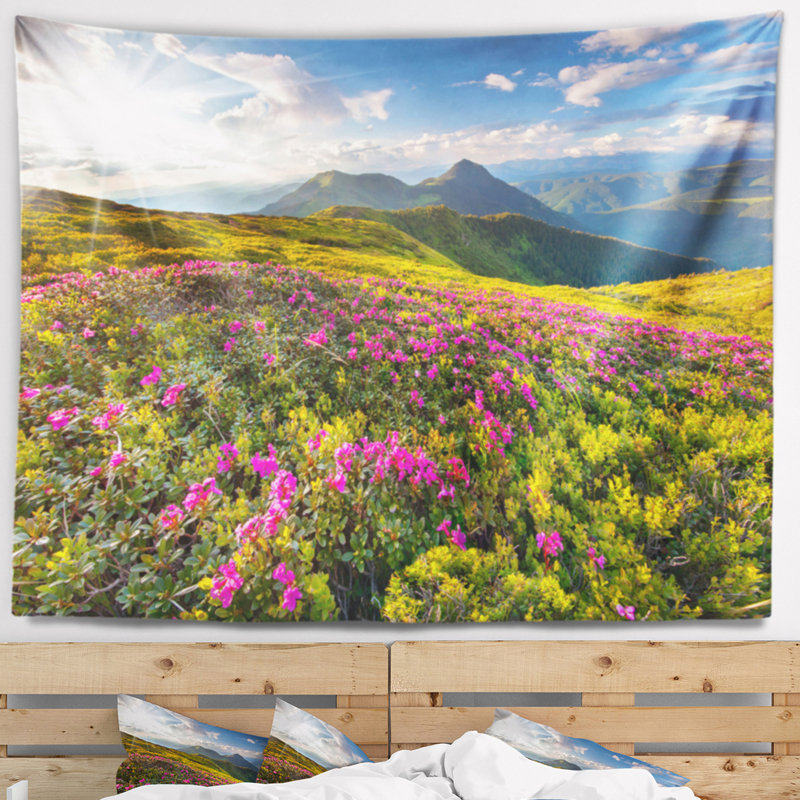 Paysage, été, tapisserie de fleurs de rhododendrons, H 78 po x l 92 po
