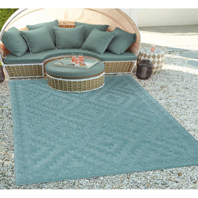 Carlen Geometric Berber Indoor / Outdoor Area Rug