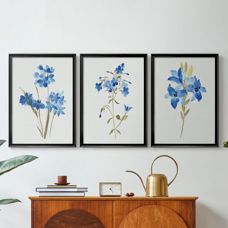 «Blue Blossom Botanical I», toile tendue sur mesure avec châssis - 3 pièces, H 21 po x l 30 po, Noir