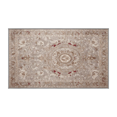 Tapis gris soyeux et moelleux