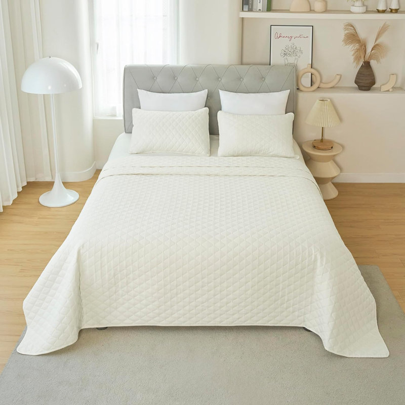 Monzell Polyester Geometric Shapes Bedspread with Pillowcases, 220 x 240cm - 2 Pillowcases, Beige