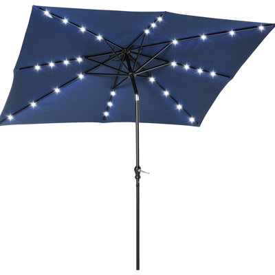 Parasol solaire bleu avec lumières à DEL, 9 pi x 7 pi, inclinable et à manivelle réglable, pour patio, jardin, terrasse, cour, piscine, plage - parasol 7 pi, activé, espaces extérieurs avec option d'ombrage